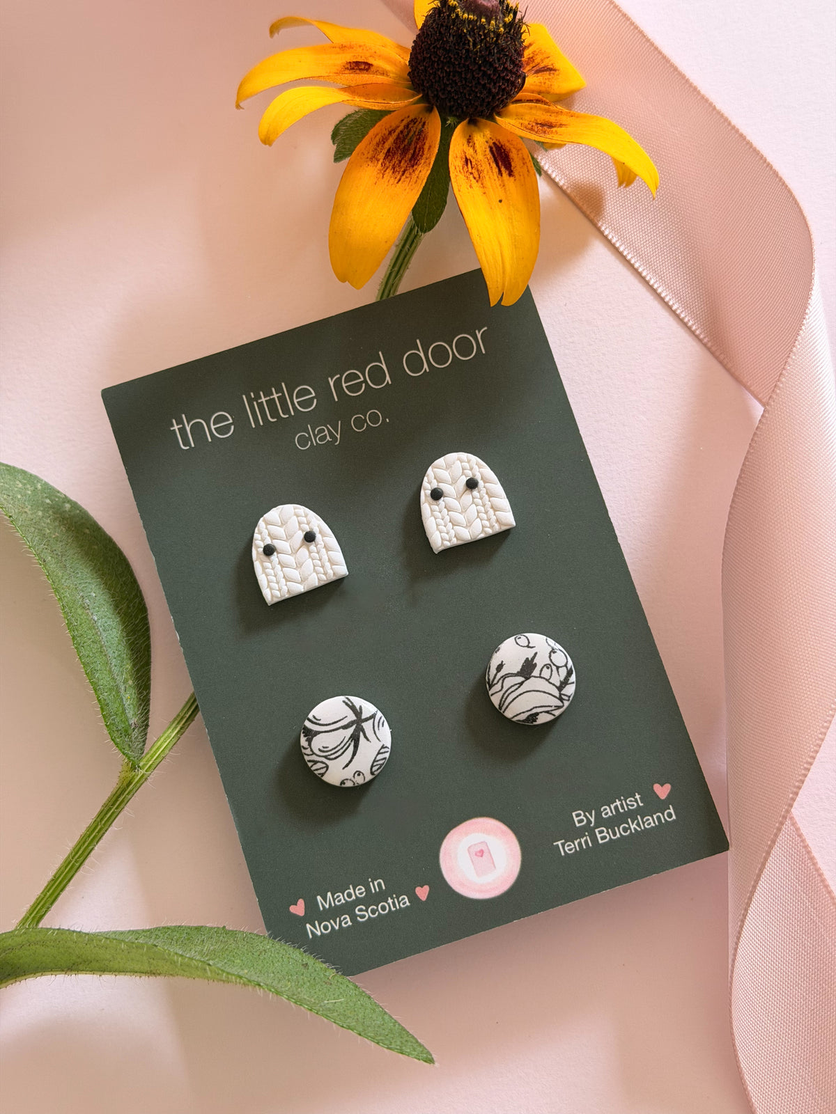Ghostly Stud Pack