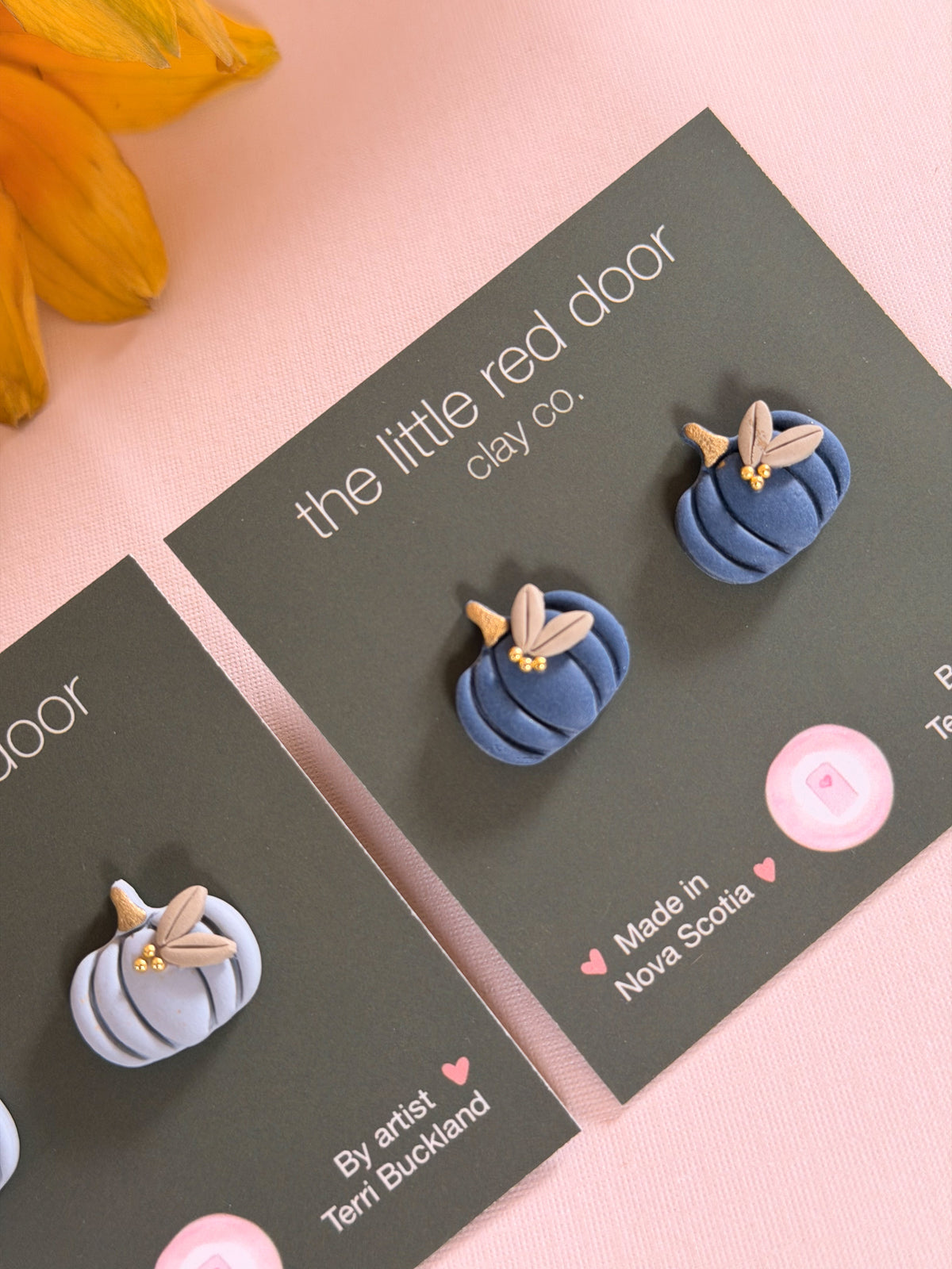 Pumpkin Studs