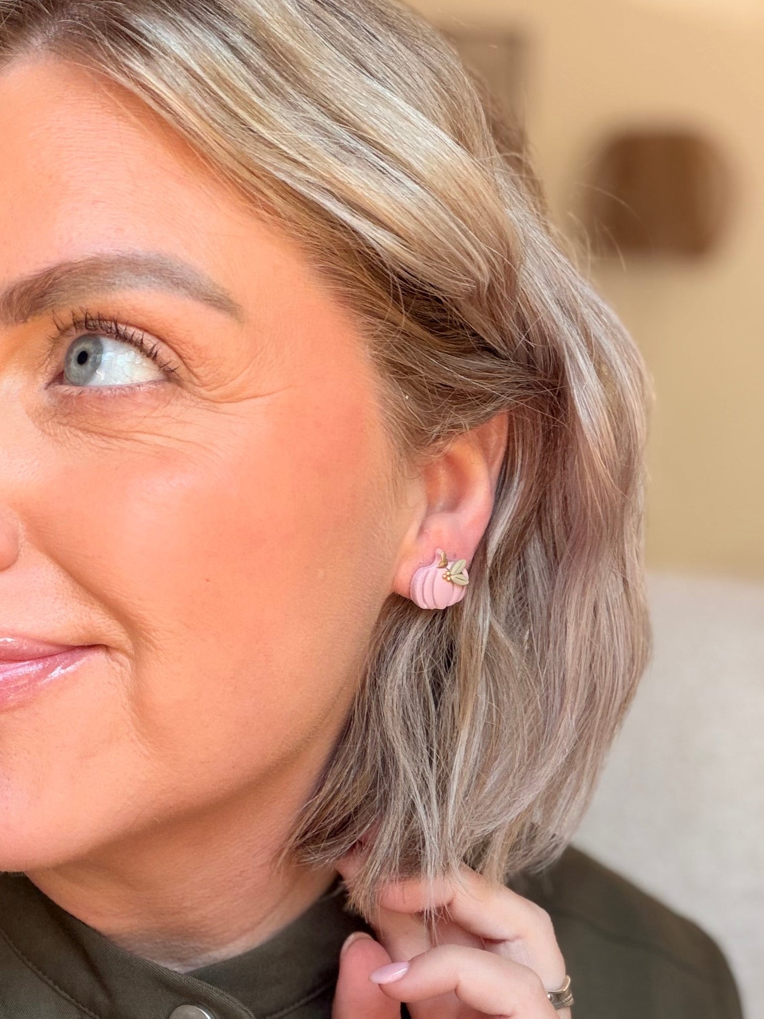 Pumpkin Studs
